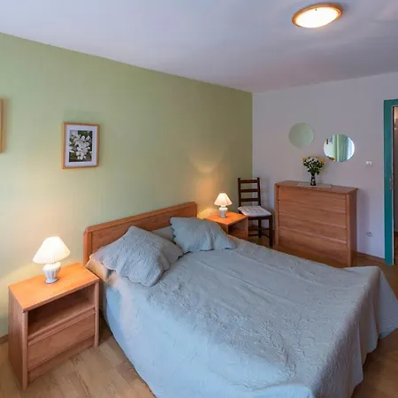 Meublé Le Coin Tranquille Apartamento